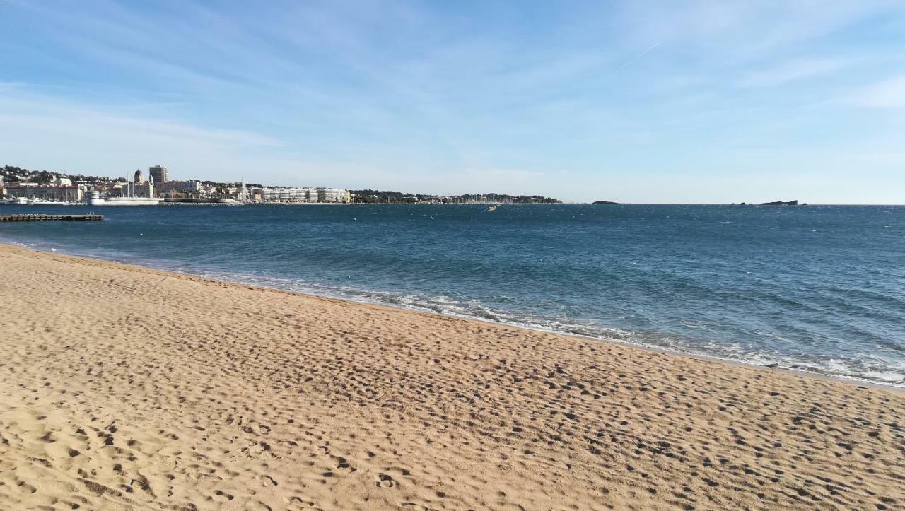 Appartamento Le Panorama Fréjus Esterno foto