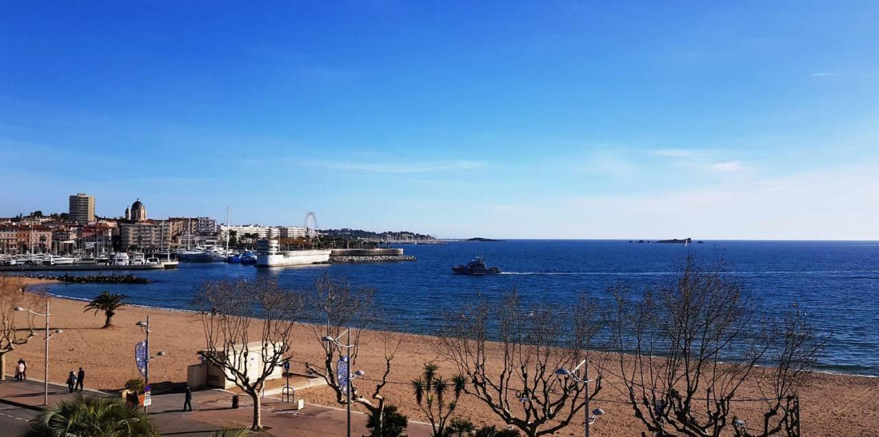 Appartamento Le Panorama Fréjus Esterno foto
