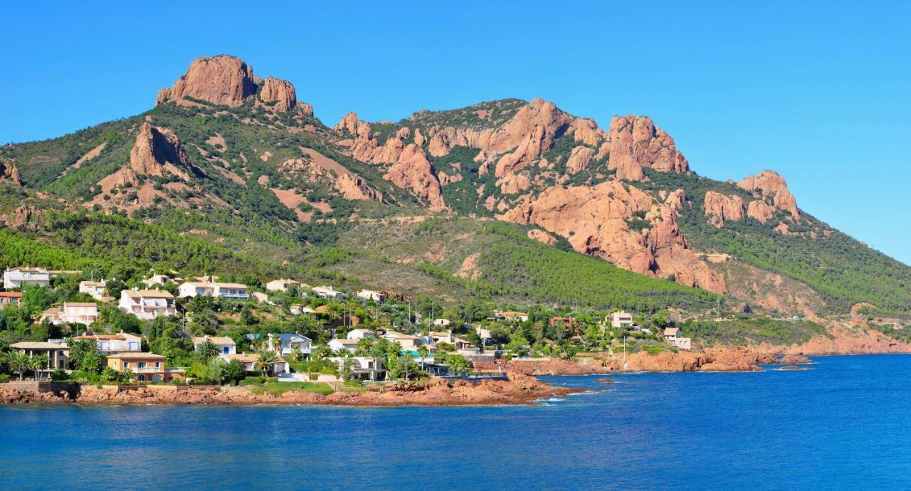 Appartamento Le Panorama Fréjus Esterno foto