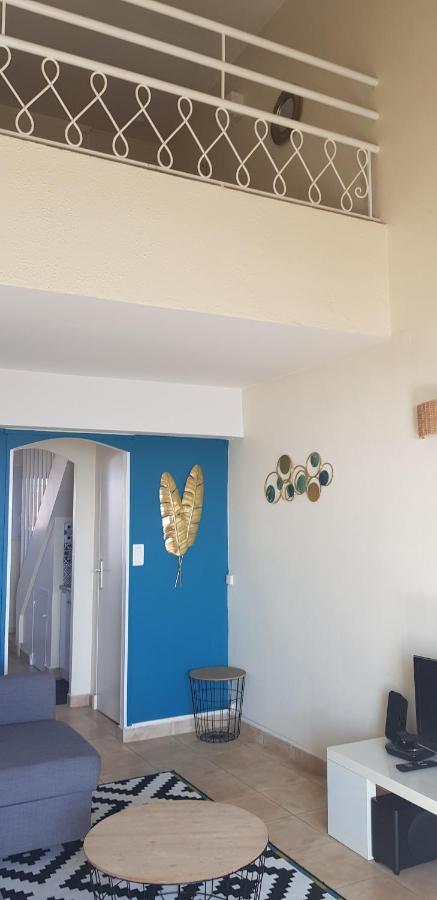 Appartamento Le Panorama Fréjus Esterno foto